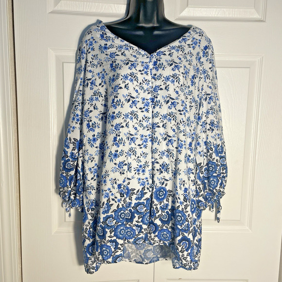 Suzanne Betro Weekend Shirt Women 3X White Blue Floral Boho Button Up Whimsey - Picture 1 of 9